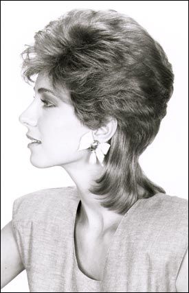 Easy 80's Hairstyles for Females - 80s short hairstyles female