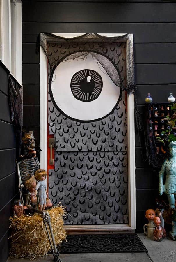 Halloween Door Decorations - halloween door wreath