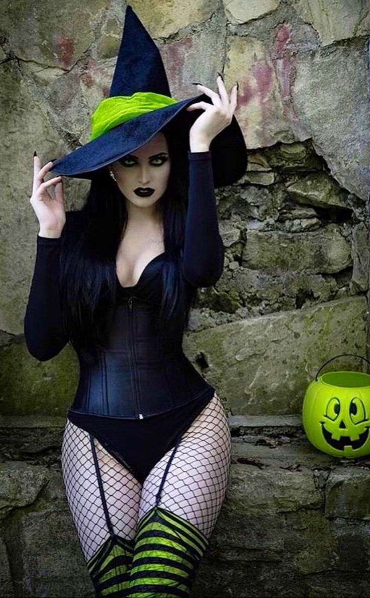 Sexy Halloween Photoshoot