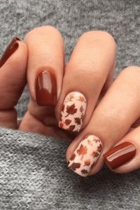 Cute Fall Nails - Autumn nail designs 2022