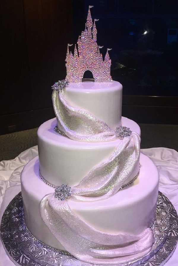 Best prince pinky engagment cake design - very good looking engagment cake idea