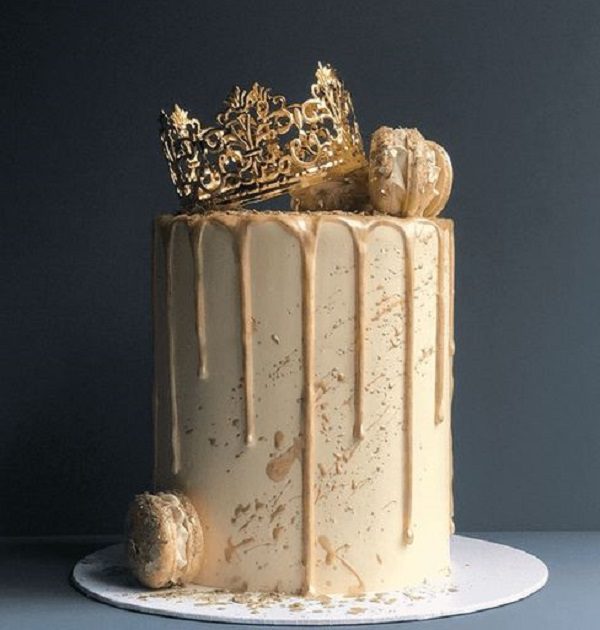 Golden Carrot engagment cake - unique engagament cake ideas