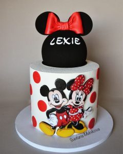 Mickey and Minnie Mouse Cake - Delicious Mickey and Minnie Mouse Cakes