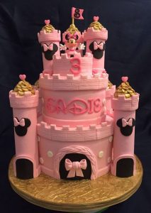 Minnie Mouse Birthday Cake - Minnie mouse castle birthday cake