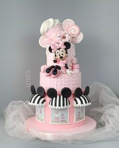 Minnie Mouse Birthday Cake - mickey mouse cake design