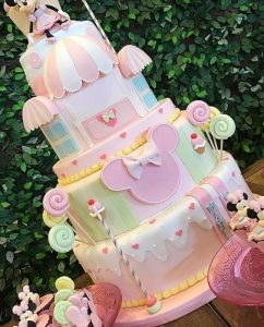 Minnie Mouse Birthday Cake - minnie mouse buttercream cake ideas