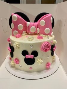 Minnie Mouse Smash Cake - Minnie Mouse smash cake ideas