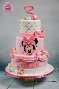 Minnie Mouse Smash Cake - Pink bows and a minnie