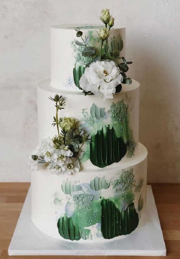 unique engagement cakes -beautiful furs engagment cakes