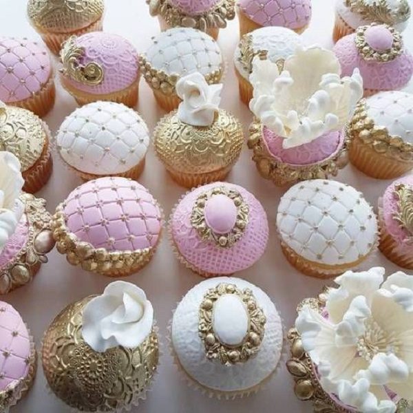 engagement party cupcakes - amazing stylish engagement party cupcakes
