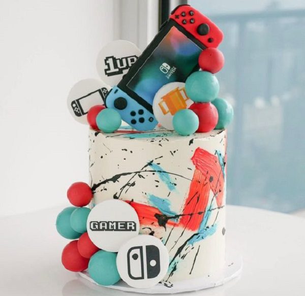 gamer birthday cake - Easy video Game Cake Ideas