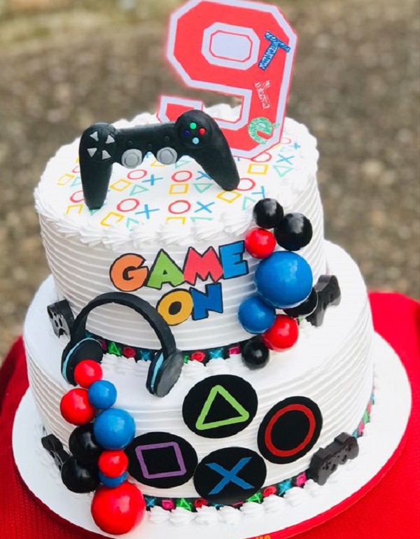 gamer birthday cake - Pc gamer Cake