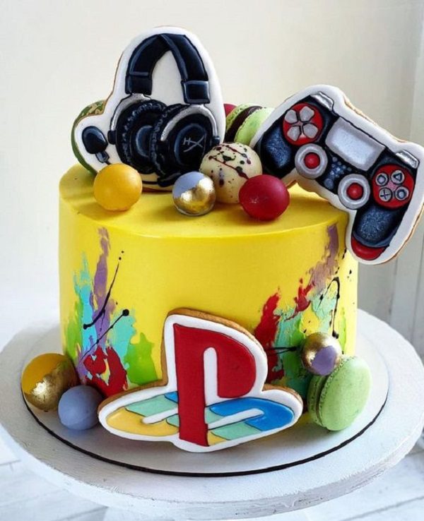 gamer birthday cake - Pc gamer Cakes