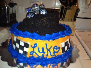 monster jam birthday cake - Monsters truck cakes pans