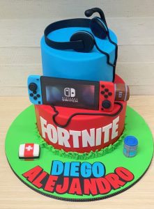 video game cakes - Video Game Sheet Cakes