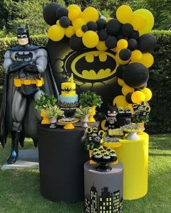 batman cake decorations - batman cake with beautiful baloons decoration ideas