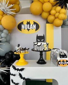 batman cake decorations - kids birthday party decorations ideas