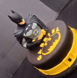 simple batman cake design - cute look batman cake