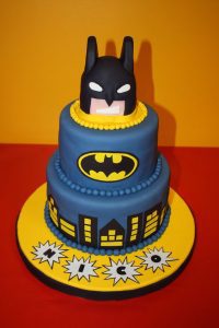 simple batman cake design - cutest birthday batman cakes
