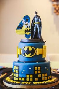 simple batman cake design - fantastic batman birthday cake