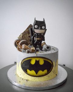simple batman cake design - good looking batman cake