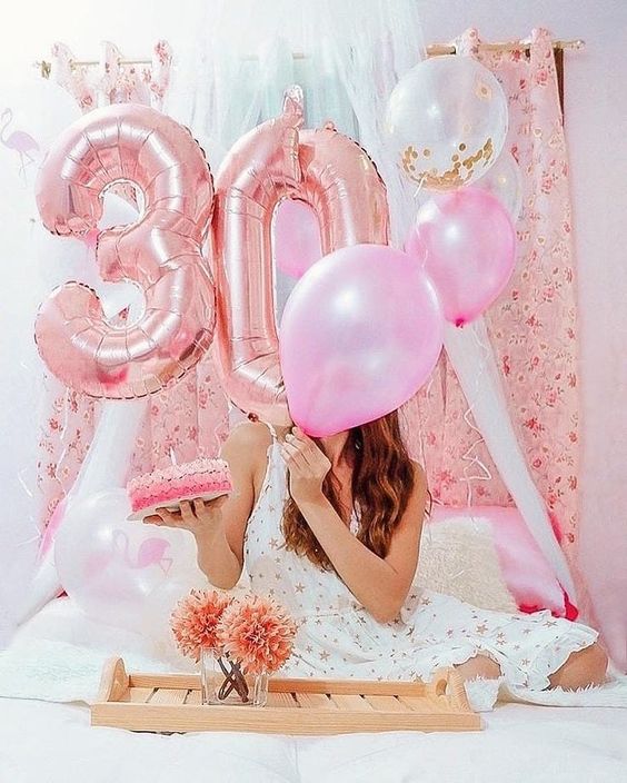 30th birthday picture ideas - 30th birthday photoshoots ideas at home