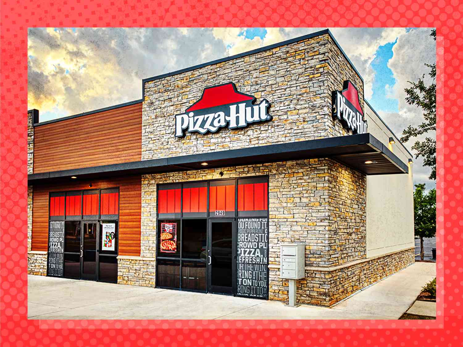 Pizza Hut - Largest Fast Food Chains in the World