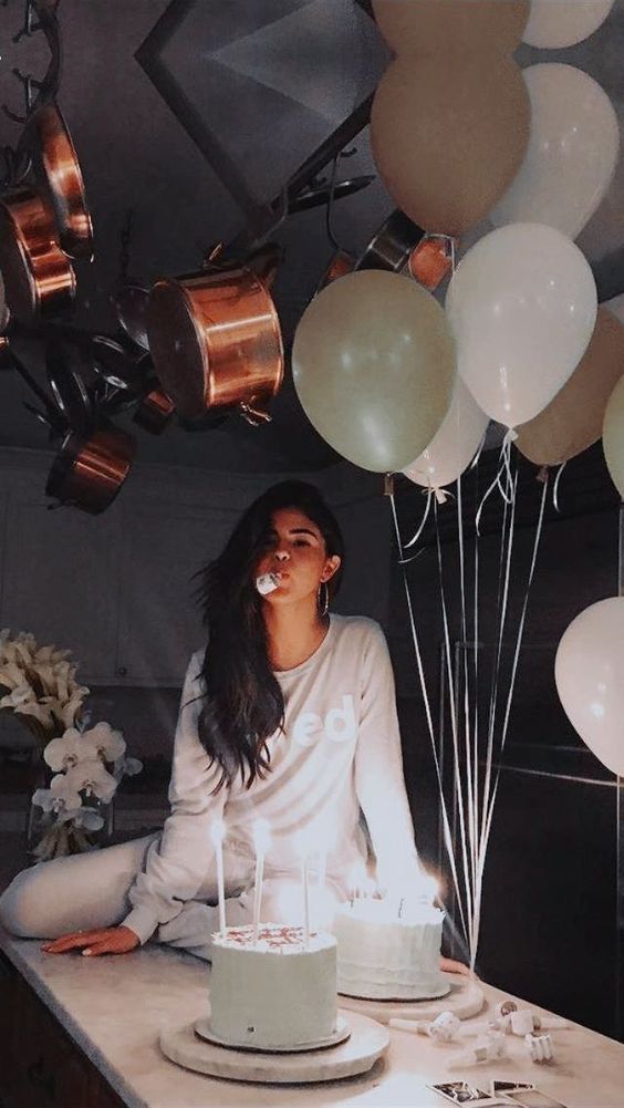 birthday picture ideas for instagram - Birthday photoshoot ideas for adults
